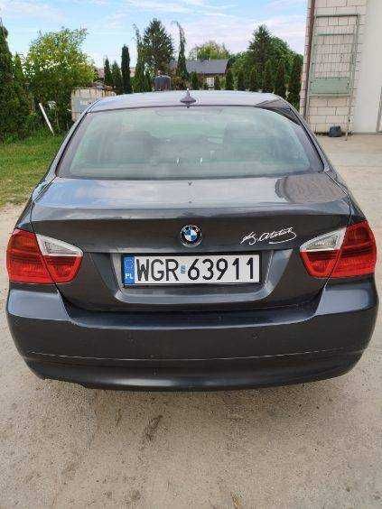 Samochód BMW E90 320D