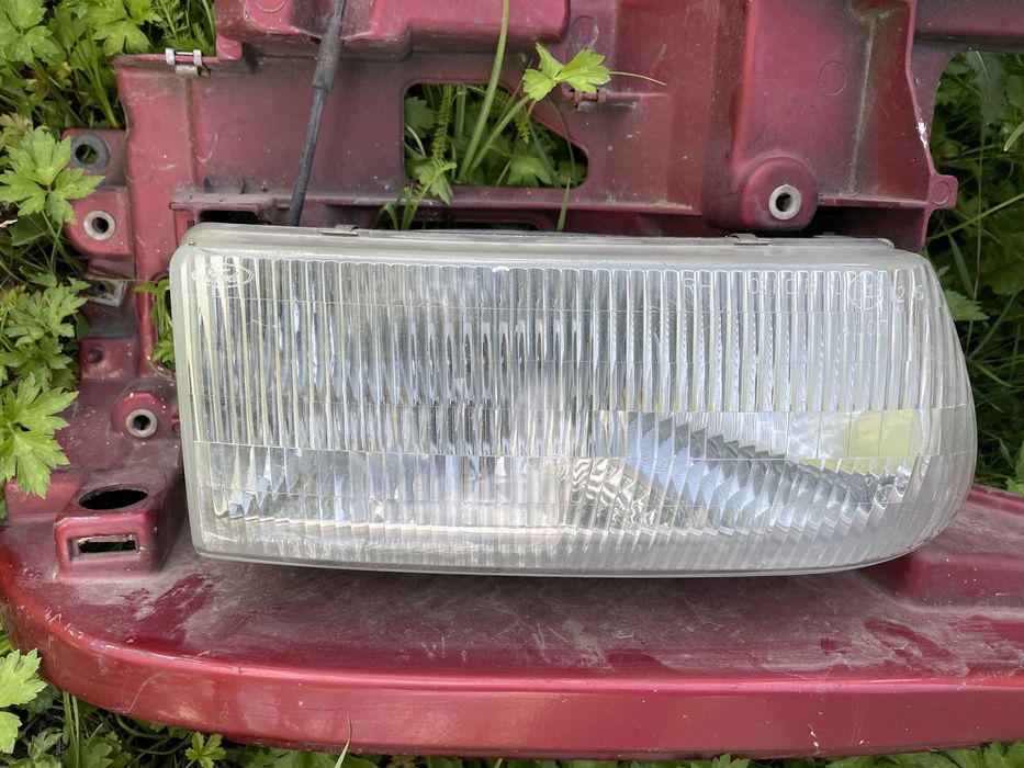 Wzmocnienie przód  +Lampy Ford Explorer u2