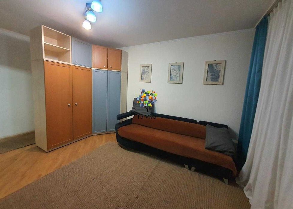 Продам 2к. квартиру вул. Вишняківська, 7а
