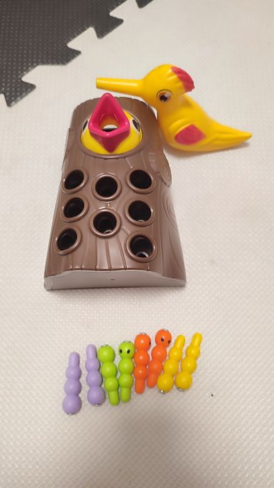 Gra magnetyczna "Nakarm ptaszka"