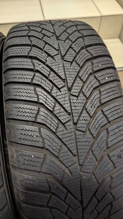 Шини 205/45 R17 88V Kumho WinterCraft WP52