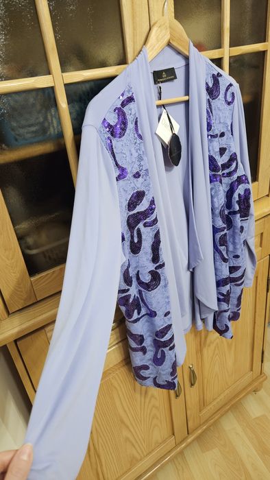 Nowa narzutka z cekinami 48-50 elastyczna