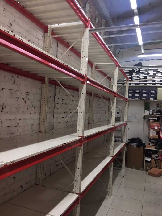 Палетні/консольні/підсилені поличні стелажі до 4 т. Паллетные стеллажи