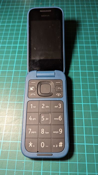 Nokia 2660 Flip, nowa.