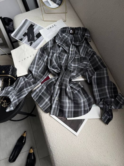 Жіноча сорочка в актуальній клітинці