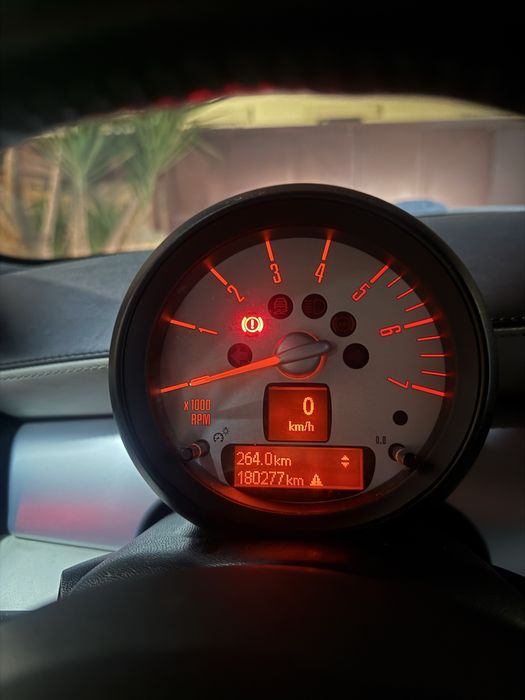 Mini Cooper D 1.6 D 112cv