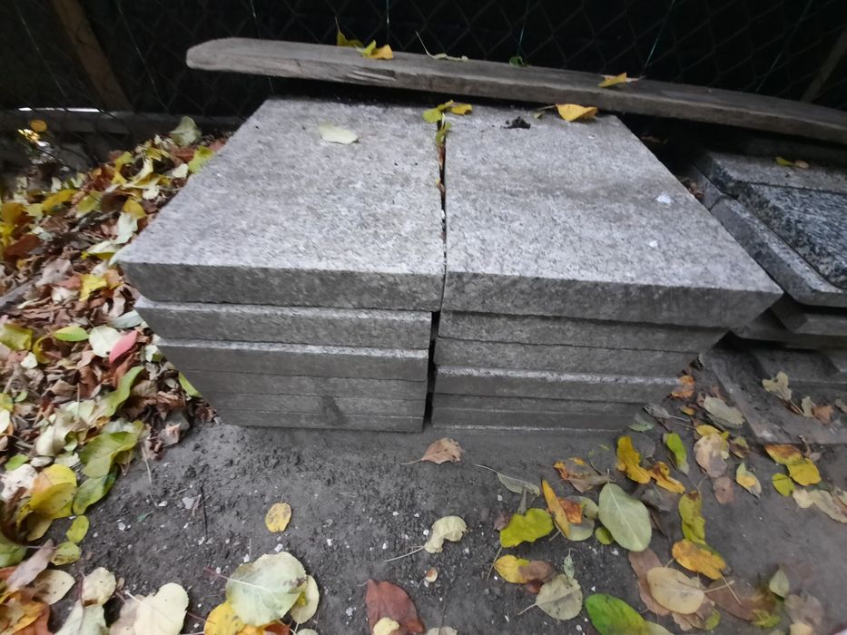 Płyta chodnikowa granit naturalny 30x60 CENA ZA SZTUKĘx5cm 16szt.