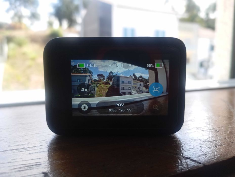 Go Pro Hero 10 black + acessórios e baterias extra