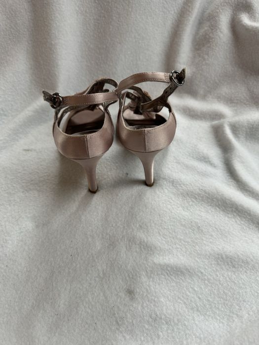 Buty na szpilkach, satynowe, pudrowy róż, Faith, rozmiar 37