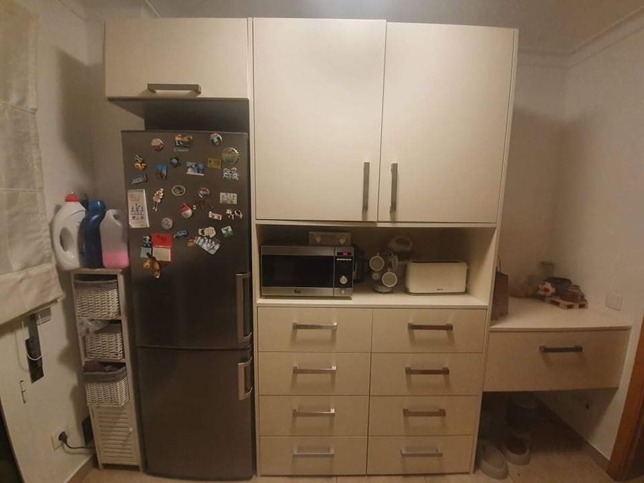 Móvel de apoio a cozinha