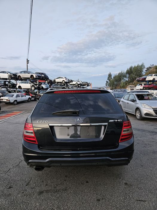 Mercedes-Benz W204 Estate C220 CDi AMG de 2011 para peça