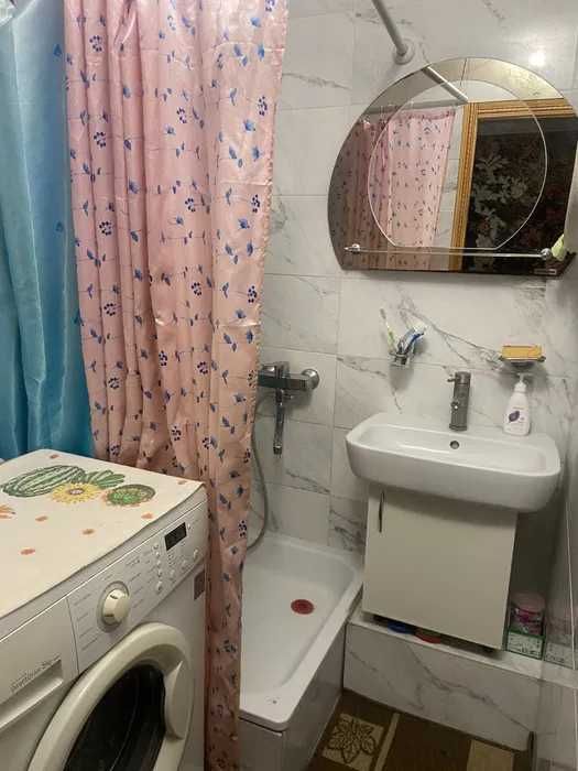 Здам в оренду кімнату біля метро Чернігівська (вул. Кіото, 13).