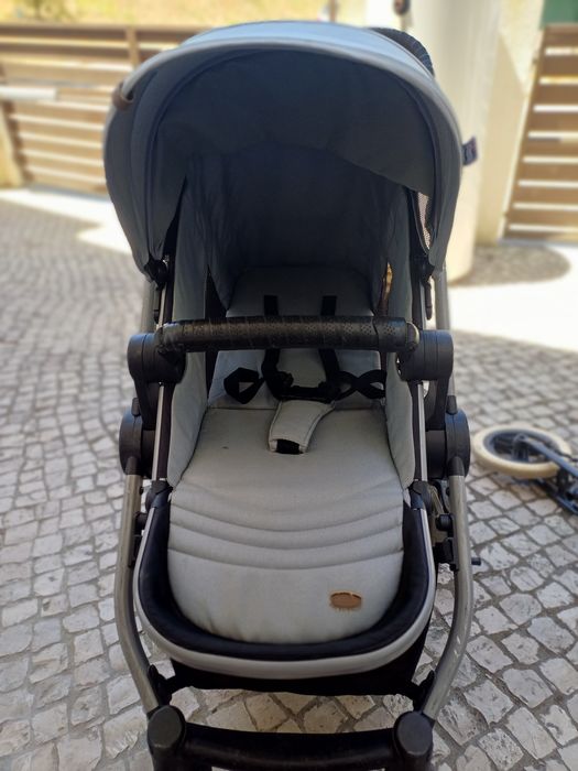 Trio   CHICCO  I-SIZE  com    ISOFIX
