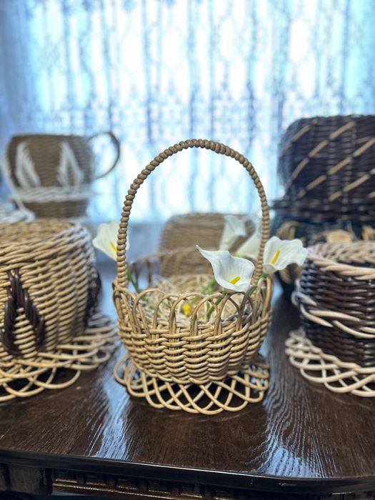 Кашпо з ротангу