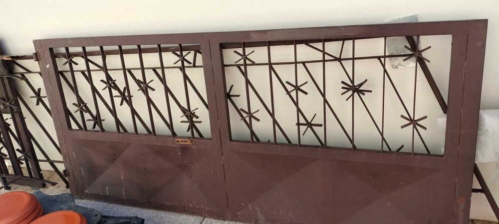 Grades e portões em ferro