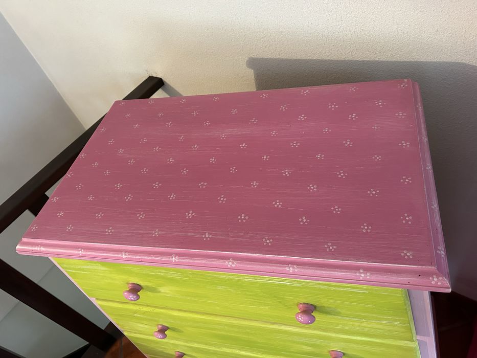 Conjunto quarto pintada à mão