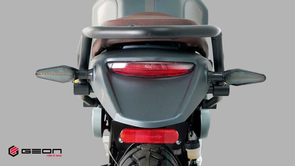 Мотоцикл Geon BadDog 250