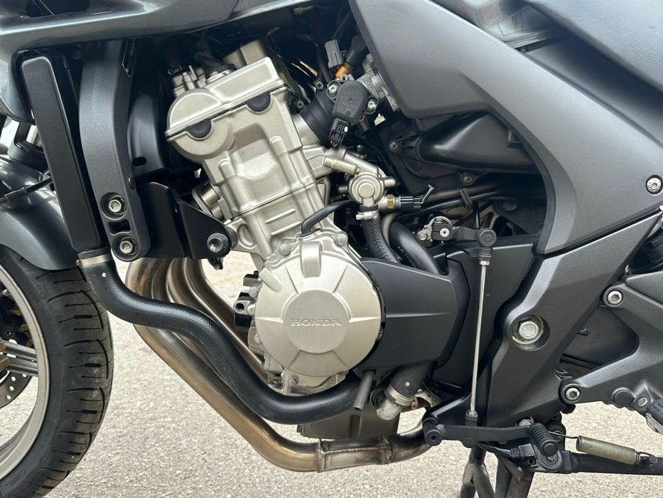 Продам мотоцикл HONDA CBF600