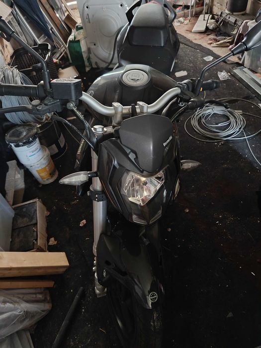 Mota Benelli bn125