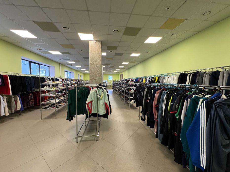 Приміщення вільного призначення в центрі по Шевченка навпроти Театру