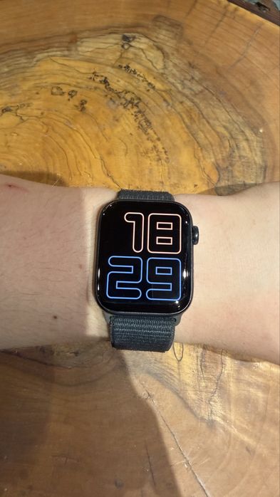 Apple watch se 44mm midnight aluminium