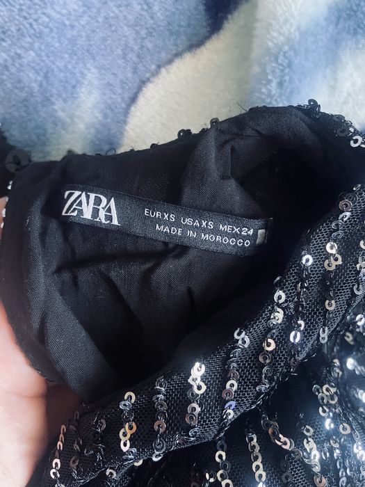 Святкова сукня від бренду Zara
