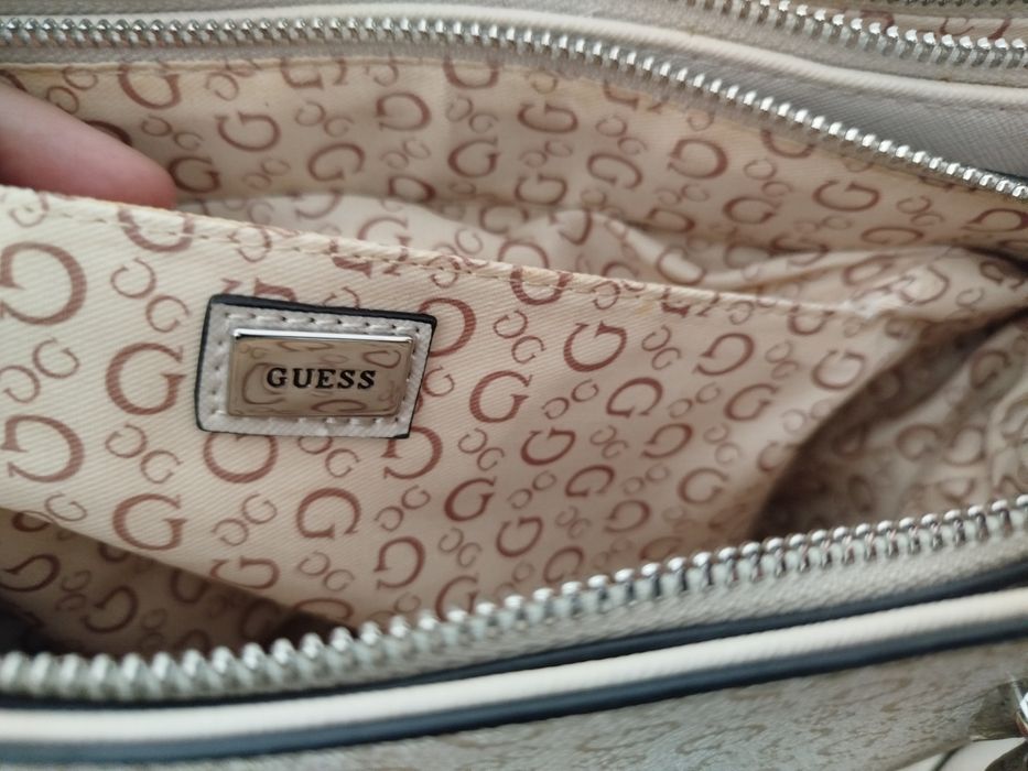 Orginalna piękna torba Guess