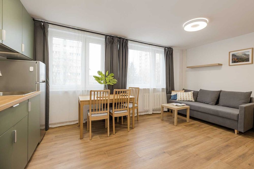 Przytulna kawalerka | Okocimska | przy Metrze Księcia Janusza!