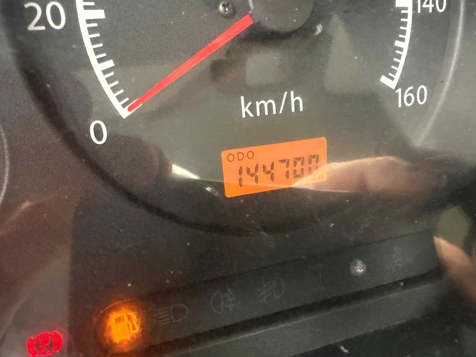 Nissan Cabstar plataforma elevatória 10mt