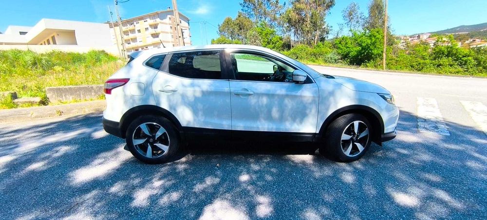 Nissan Qashqai 1.2 16v 130cv SÓ CHAMADAS