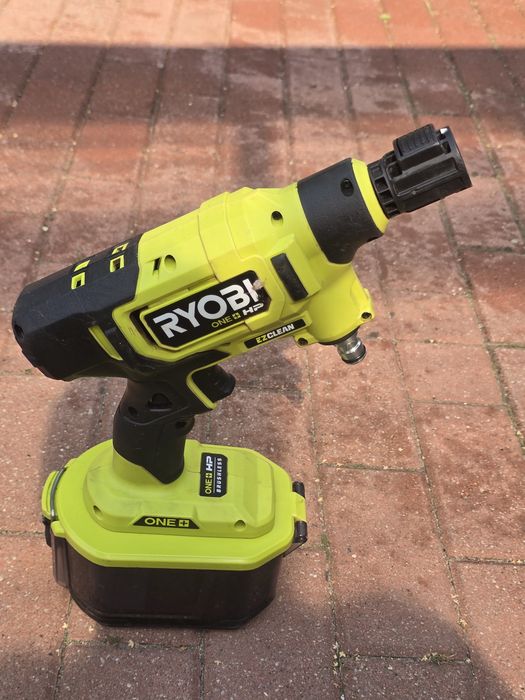 Myjka ręczna Ryobi 18V Na części