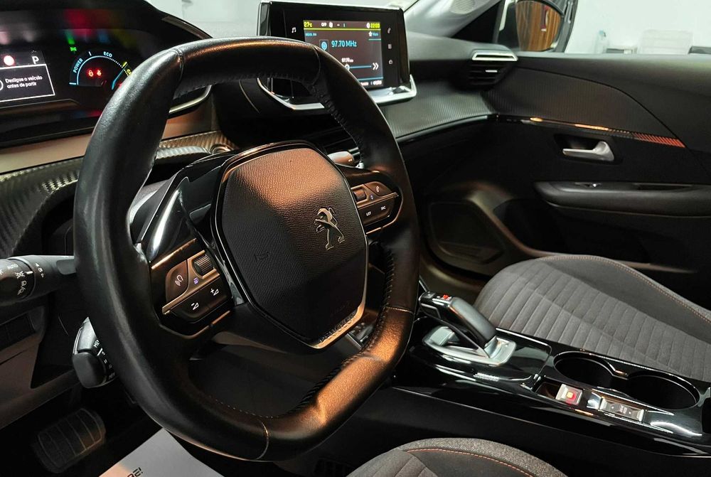 Peugeot e-208 50KWH Active 136cv NACIONAL