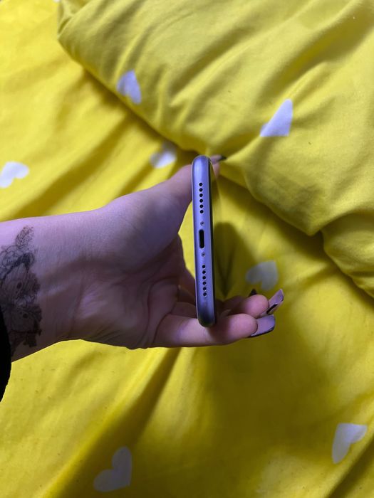 Айфон 11 на 64 ГБ