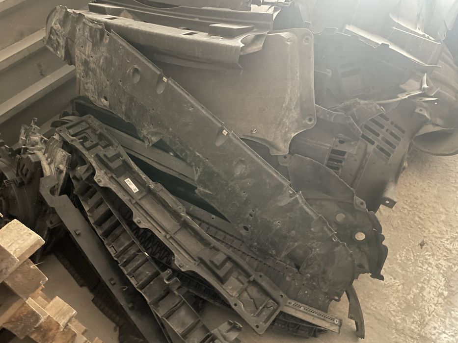 Пластик бампера, арки, абсорбер