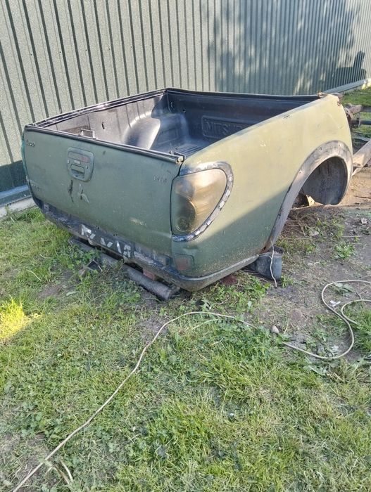 Задній борт l200 кузов корито двері