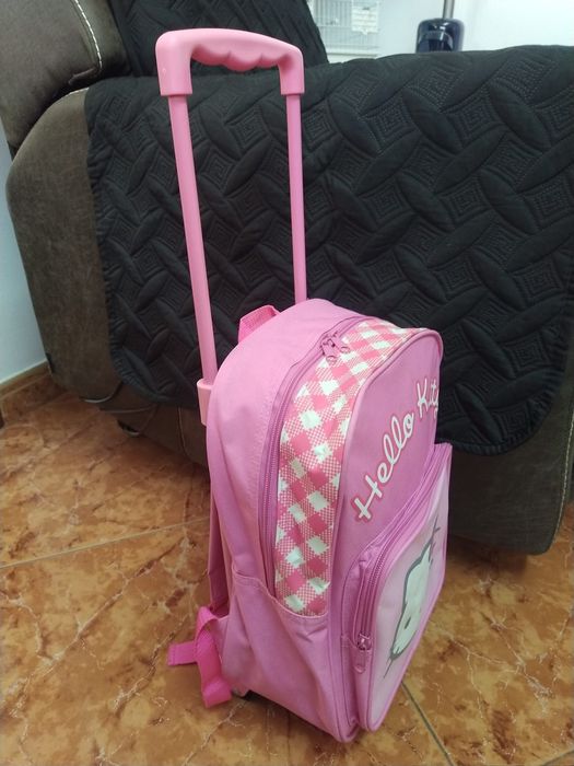 Mochila escolar para criança da Hello kitty escola casa apartamento.