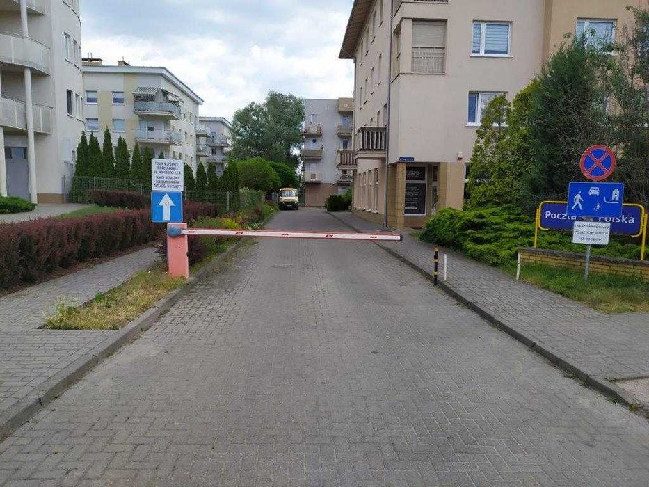 miejsce postojowe w hali garażowej - Widok 4