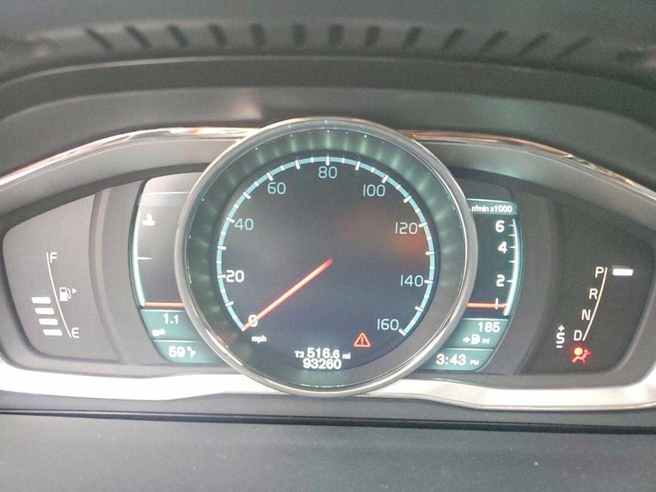 Volvo V60 Premier+ (2015)