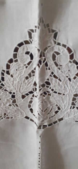 Cortinado Novo Linho Bordados Manuais