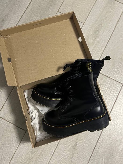 Оригинальные ботинки Dr. Martens