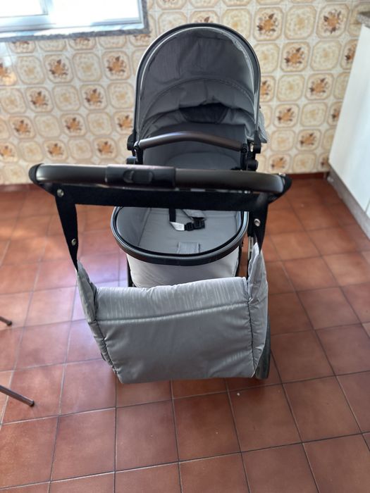 Baby stroller64751948378115123