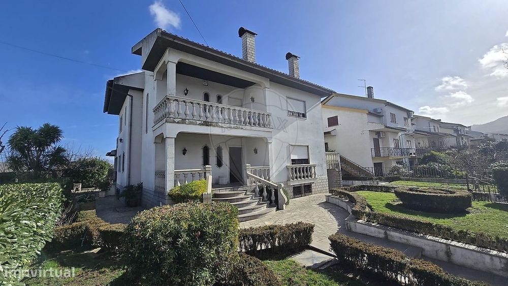 Moradia T8 para venda — Fundão, Valverde, Donas, Aldeia De Joanes E Aldeia Nova Do Cabo, Castelo Branco