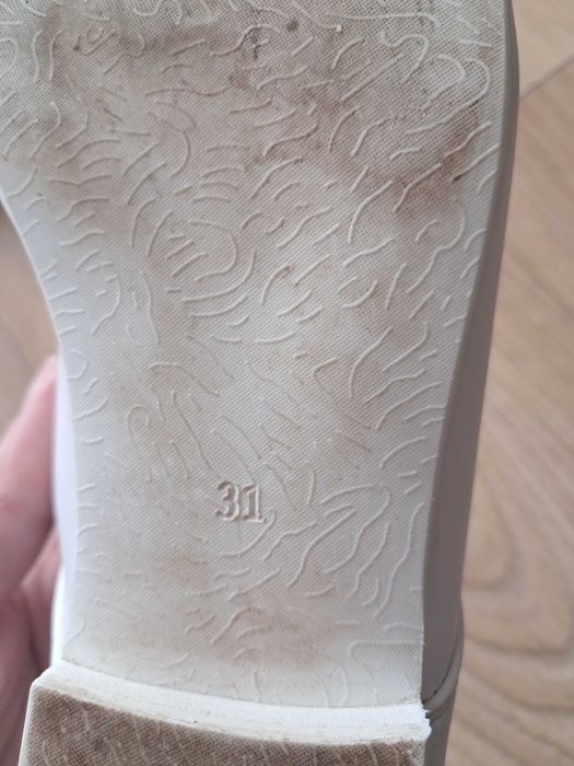 Białe buty komunijne r. 31