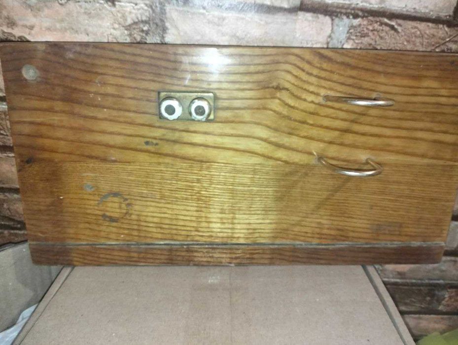 Подставка под перекидной календарь