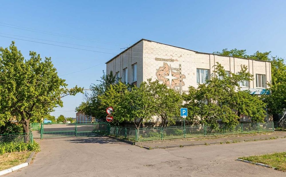 Оренда універсального комплексу зі зручною логістикою