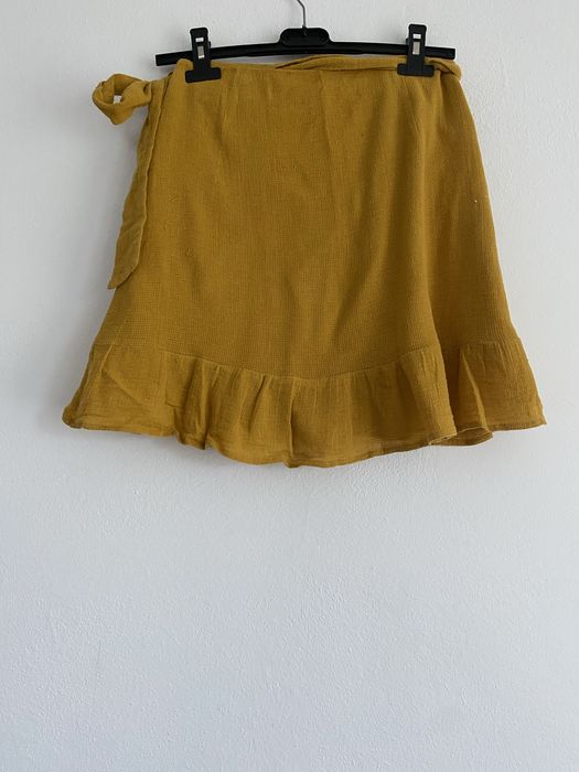 Spódnica musztardowa wiązana falbany