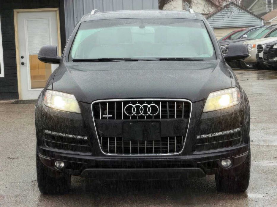 Audi Q7      2014