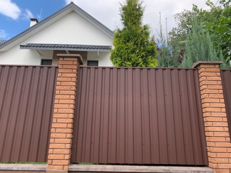 Забор,профнастил,металочерепиця графіт,криша