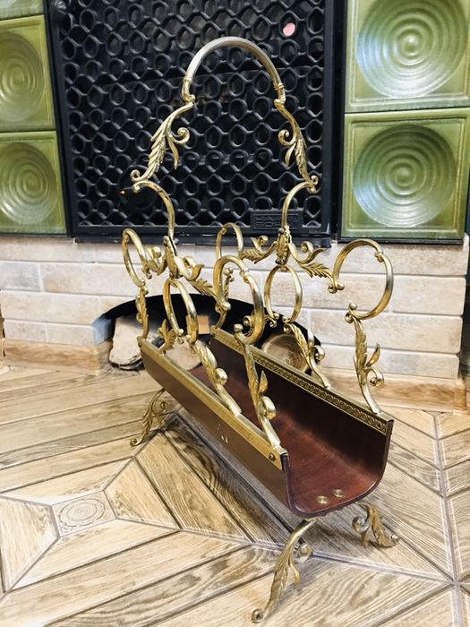 Антикварная Газетница