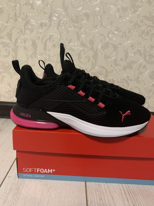 Дуже круті кросівки Puma ,37,5